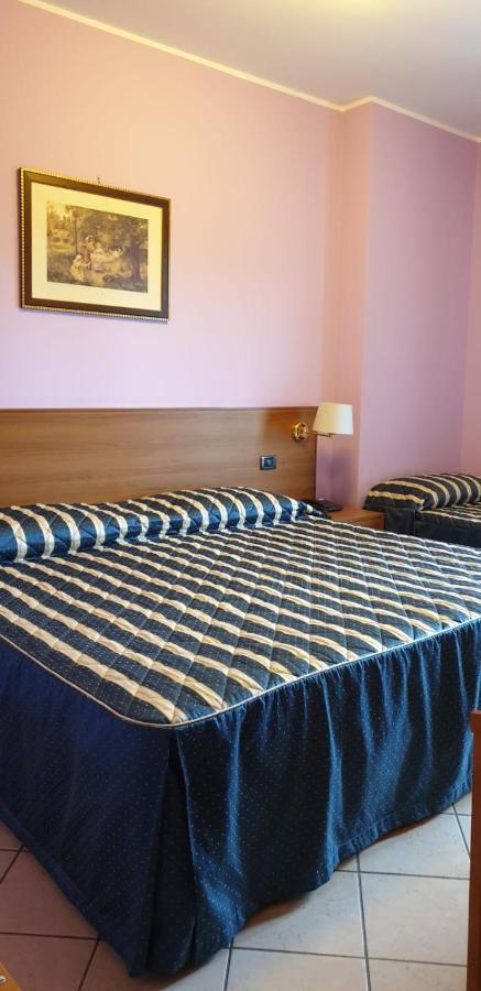 Hotel Scrivano Randazzo Eksteriør billede