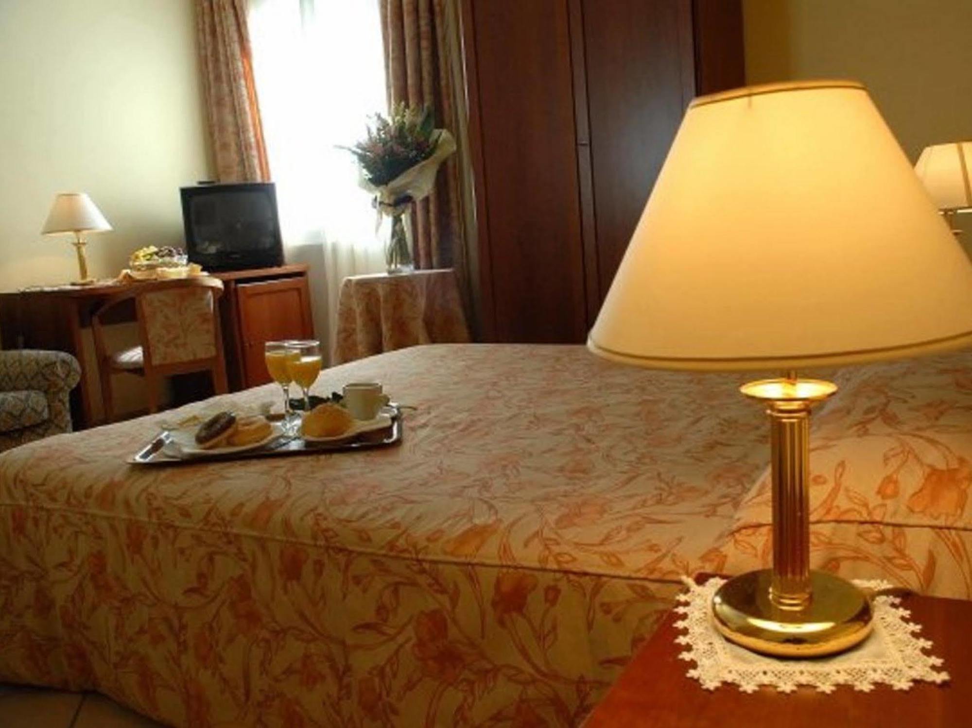 Hotel Scrivano Randazzo Eksteriør billede